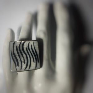 Vintage 925 Mother of Pearl Ring